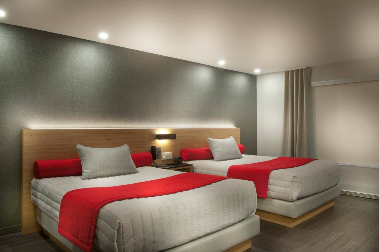 Hotel Ramada By Wyndham Laval Zewnętrze zdjęcie